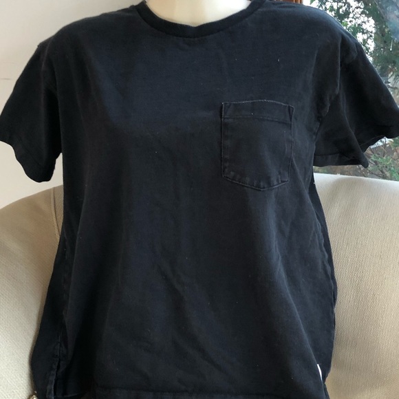 Black Roots Tee - Picture 4 of 4